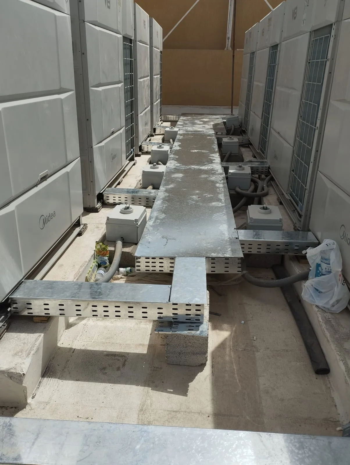 مشروع تمديد التكييف في السفارة التايلندية - بمدينة الر ياض