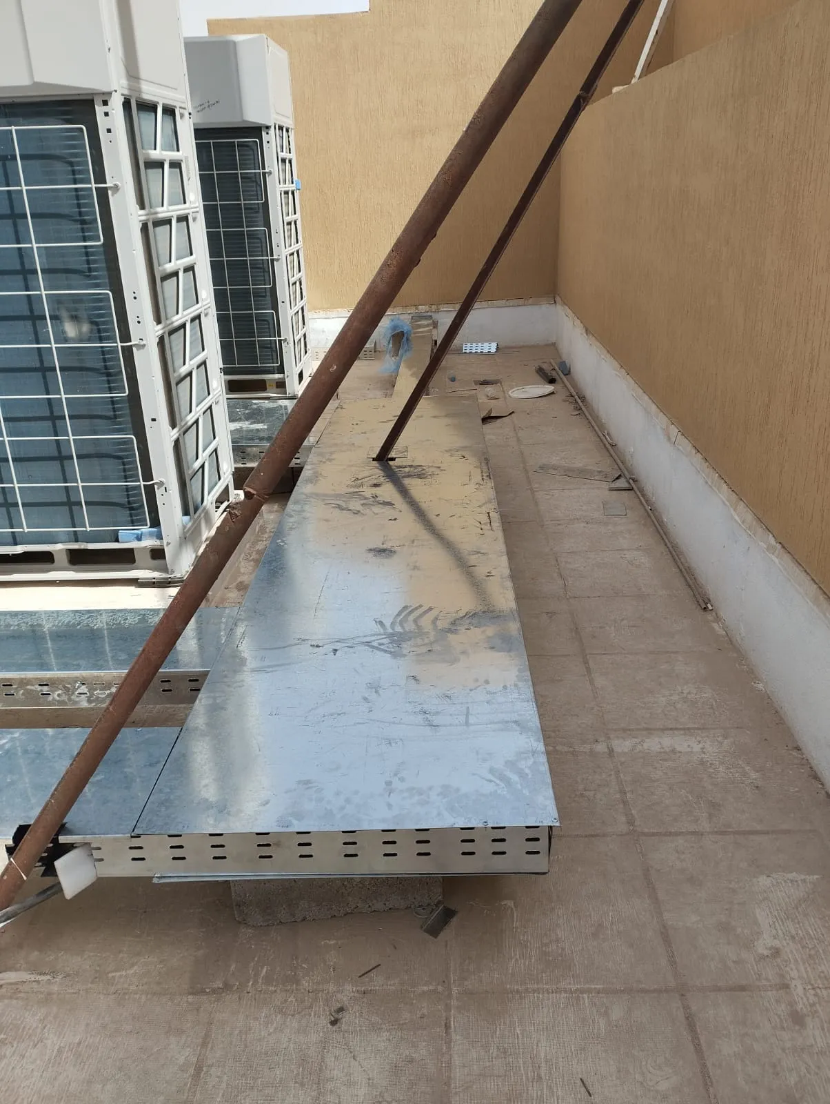 مشروع تمديد التكييف في السفارة التايلندية بمدينة الر ياض