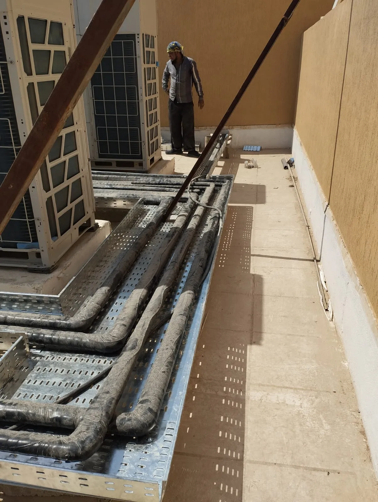 مشروع تمديد التكييف في السفارة التايلندية بمدينة الر ياض