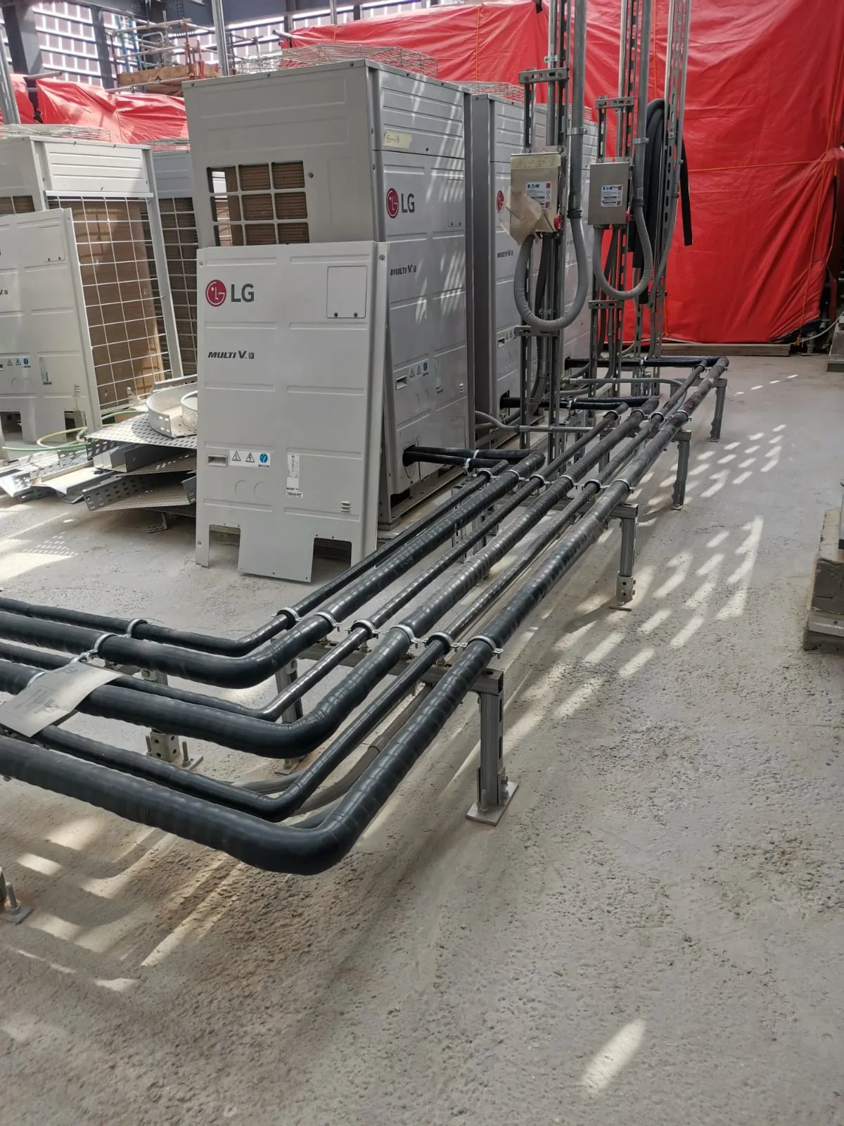 مشروع أنظمة التكييف والتبريد لمحطة مترو التخصصي – تقاطع طريق الملك عبدالله (حي العليا – الرياض 2025)