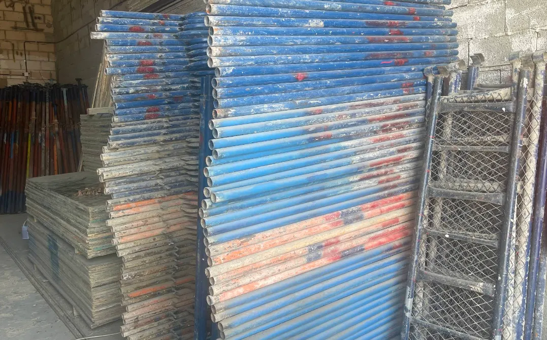 خدمات توفير مواد البناء والمعدات